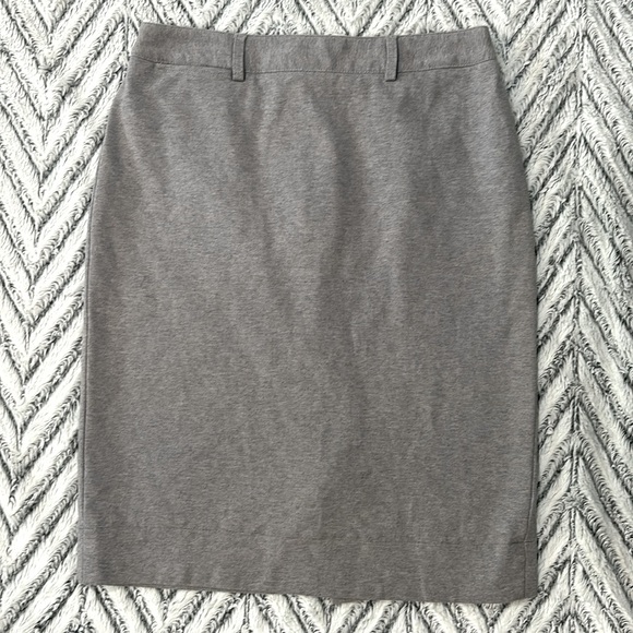 L.L. Bean Signature Jersey Pencil Skirt - Picture 1 of 7